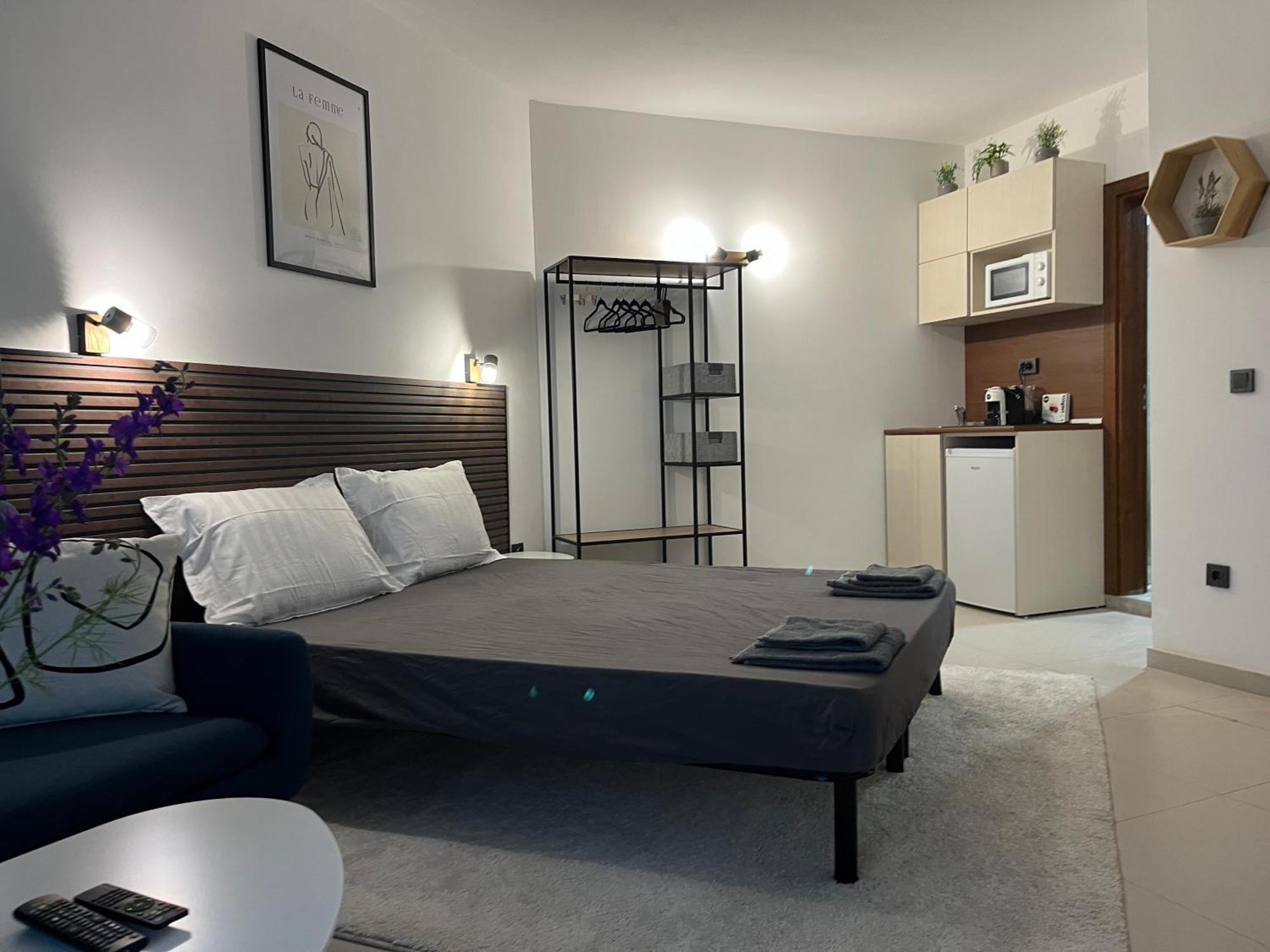 Golf Coast Boutique Studio With Sea View 托波拉 外观 照片